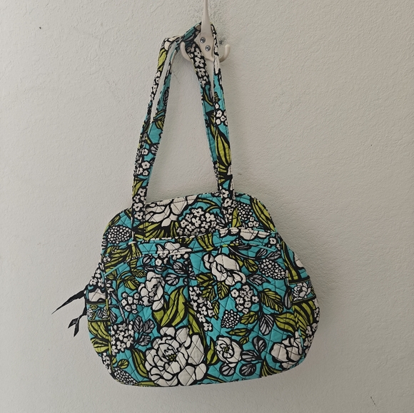 Vera Bradley Handbags - Vera Bradley Sweet Pea Tote - Island Blooms